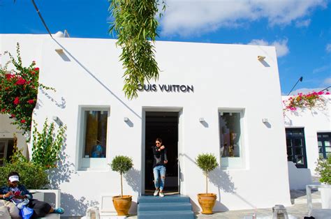 The most beautiful luxury boutiques in Mykonos 